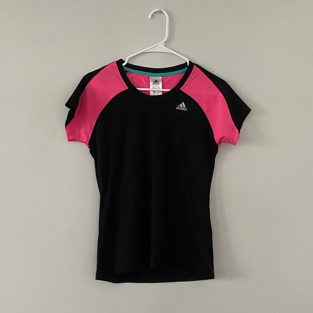 Adidas  Black and Pink Workout T-Shirt Size Small